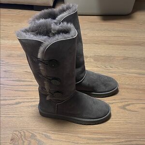 Ugg Bailey triplet button boots